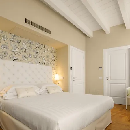 Boutique Hotel Carlo Felice-3